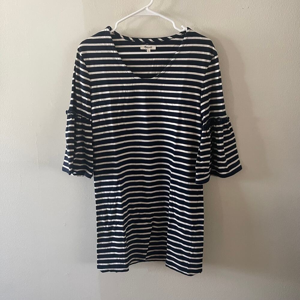 Madewell Dress Womens XS Black White Striped Ruffle Bell Sleeve Shift Knit L2416